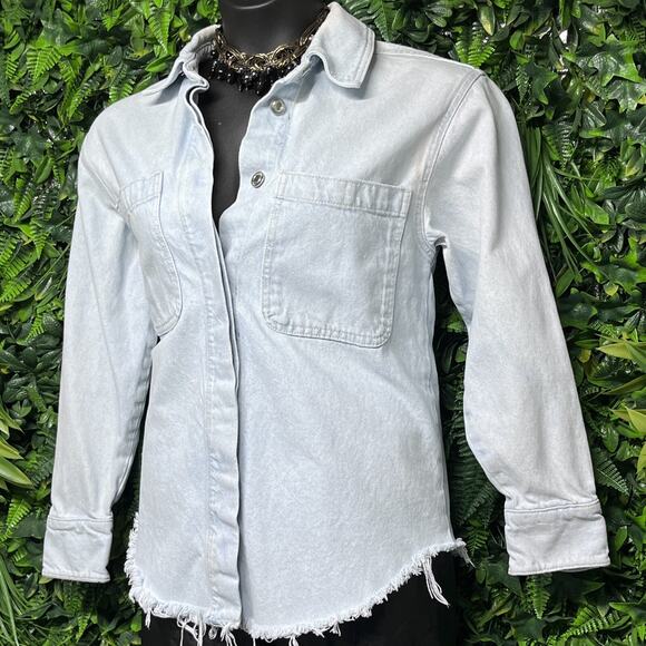 ZARA Top Women Small Blue Jeans Oversized Denim Blouse Button Distressed 2573 - Picture 1 of 7